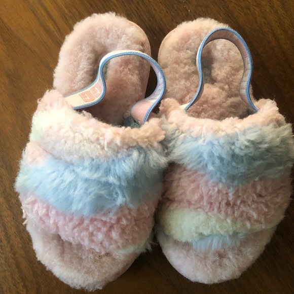 Ugg slide size 5 - Picture 2 of 3